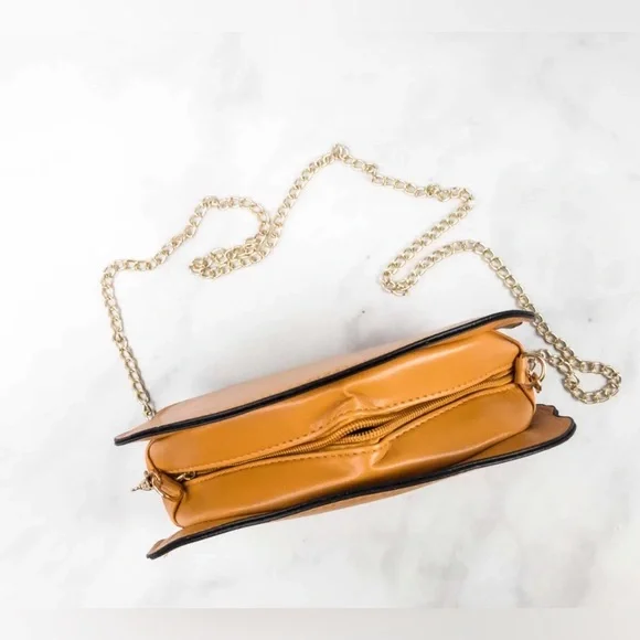 Quirky Crate NEW Hamburger Crossbody Bag - BOUTIQUE - Picture 4 of 4